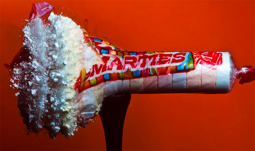 Fotografia em alta velocidade: explodindo doces Fotografia em alta velocidade: explodindo doces